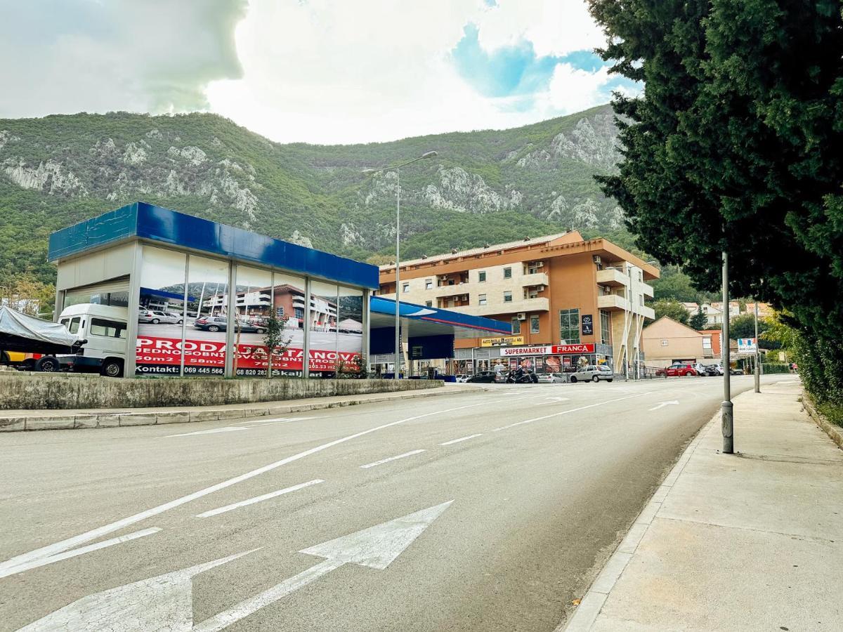 Sea View Apartment In Kotor ! Apartment Popica エクステリア 写真
