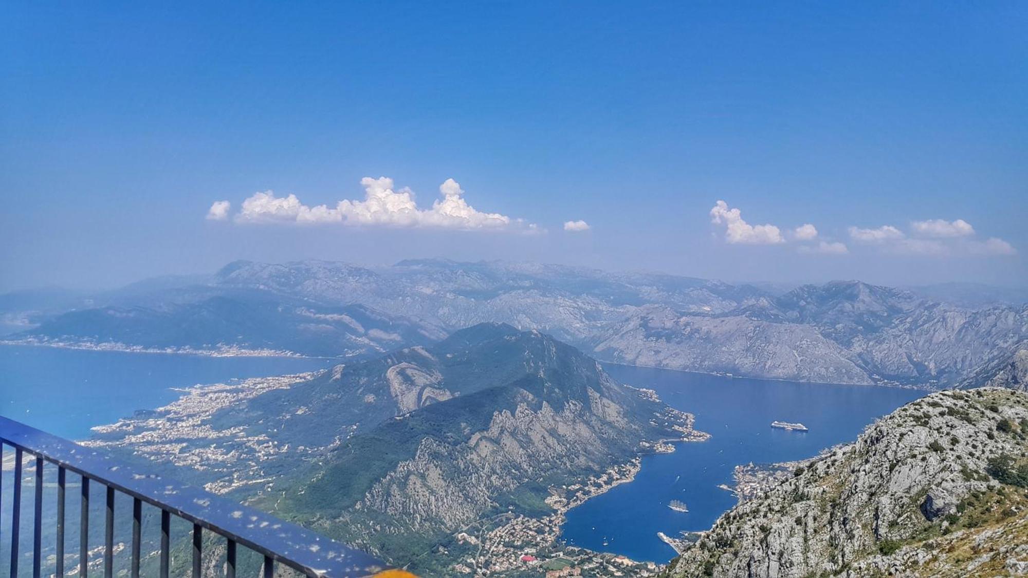 Sea View Apartment In Kotor ! Apartment Popica エクステリア 写真