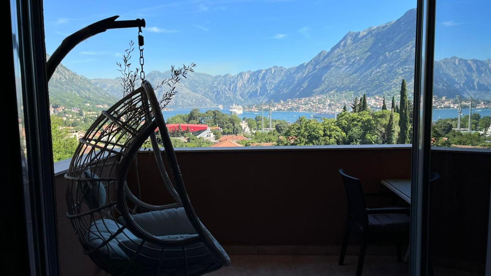 Sea View Apartment In Kotor ! Apartment Popica エクステリア 写真